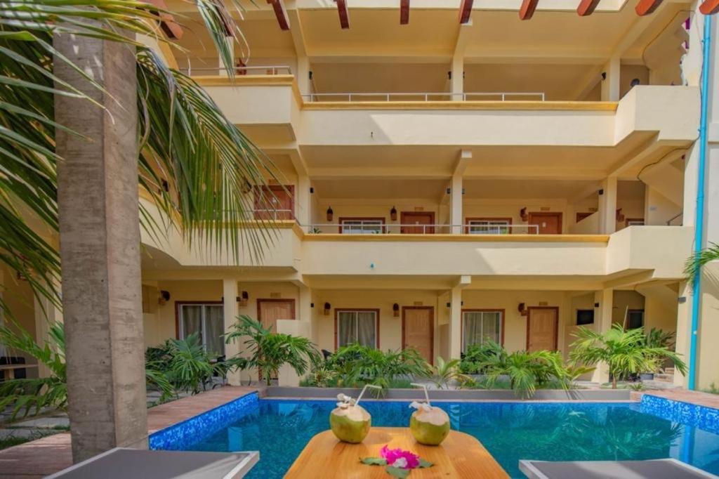 Sorenzo Maldives Thoddoo Exterior photo