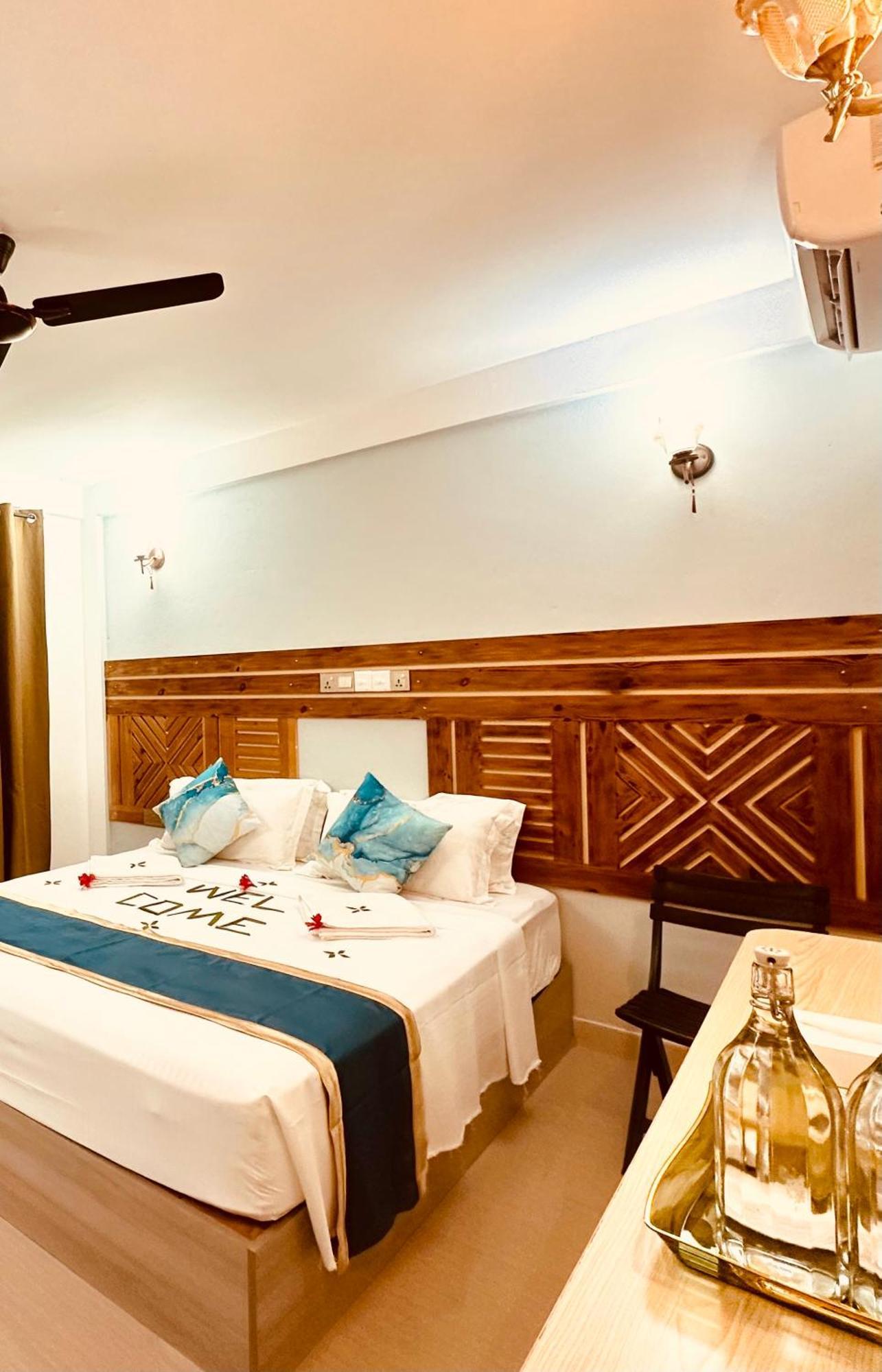 Sorenzo Maldives Thoddoo Exterior photo
