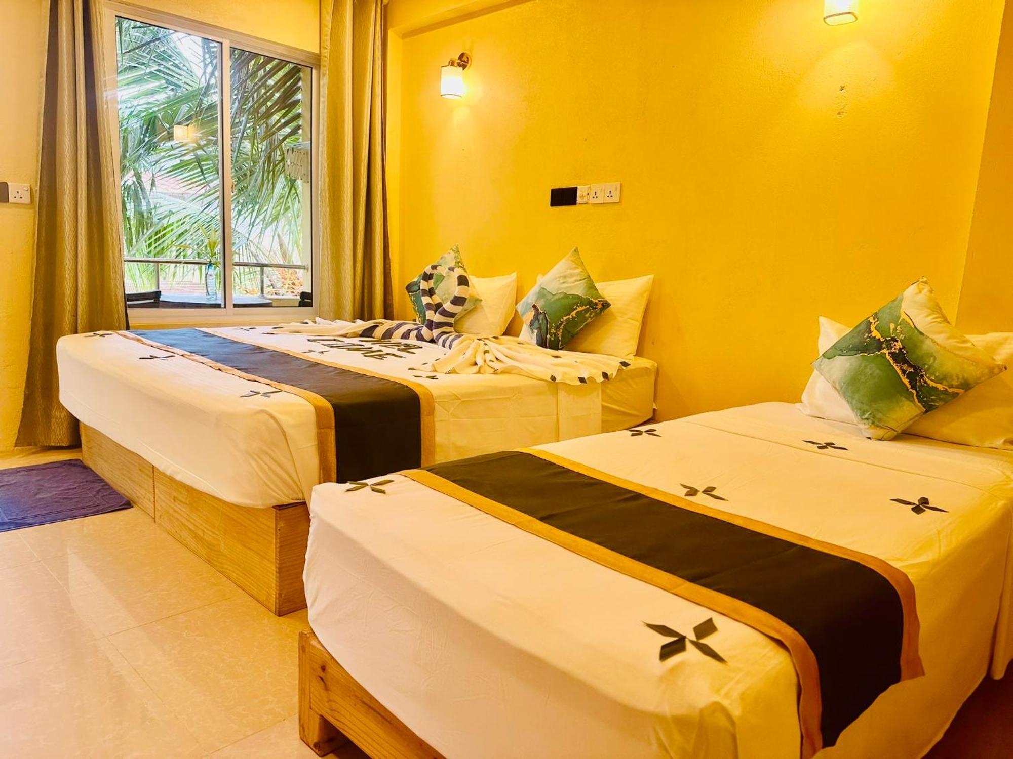 Sorenzo Maldives Thoddoo Exterior photo